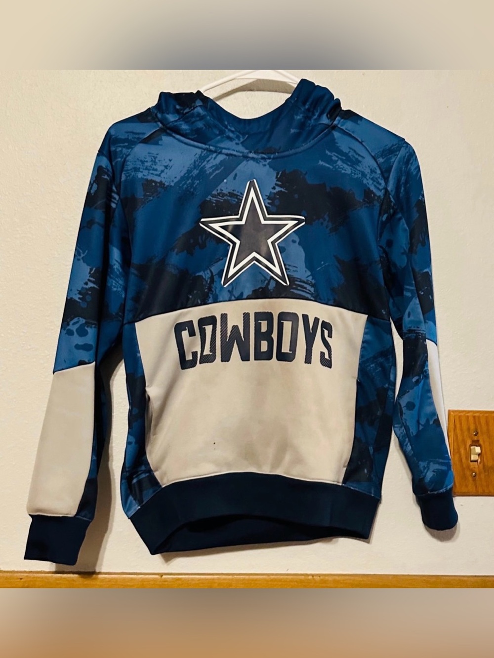 Dallas Cowboys Kids size MEDIUM (10/12) Blue & White Hoodie Sweatshirt NFL